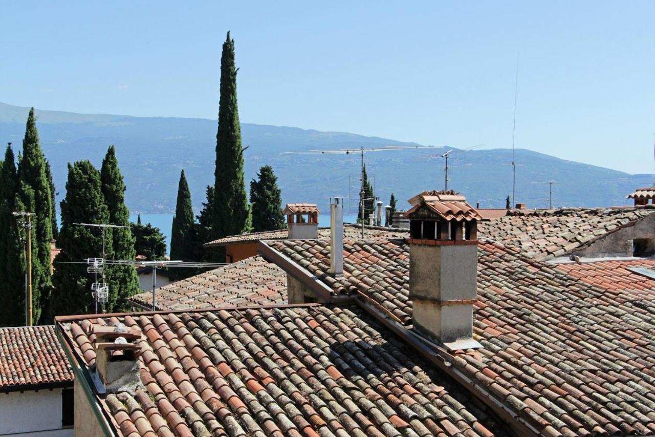 Casa Marsilva - Holiday Apartment With Roof Terrace, Near The Lake Toscolano Maderno Dış mekan fotoğraf