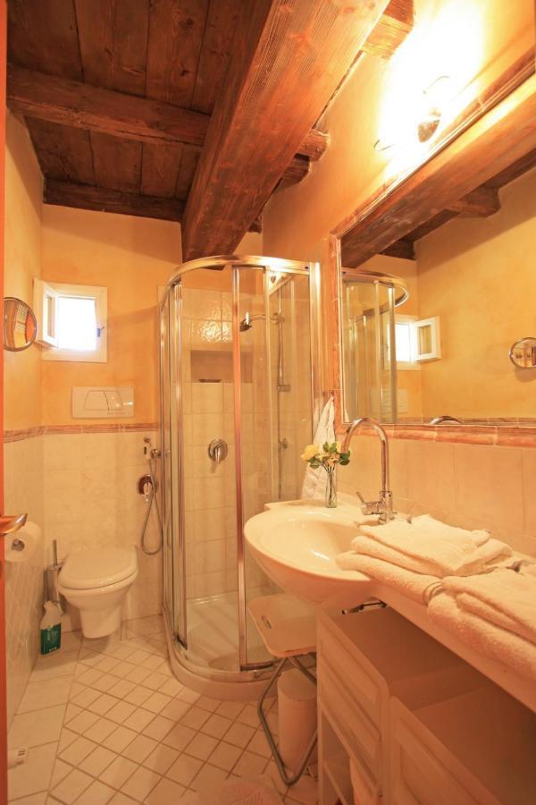 Casa Marsilva - Holiday Apartment With Roof Terrace, Near The Lake Toscolano Maderno Dış mekan fotoğraf